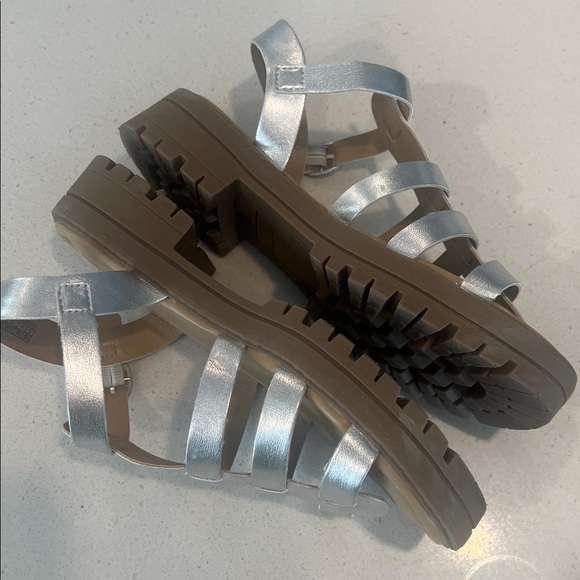 Gap Strappy Sandals - Girls 5 - Picture 4 of 7